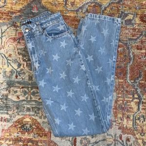 Nasty Gal | Star Print High Waisted Mom Jeans Size 6